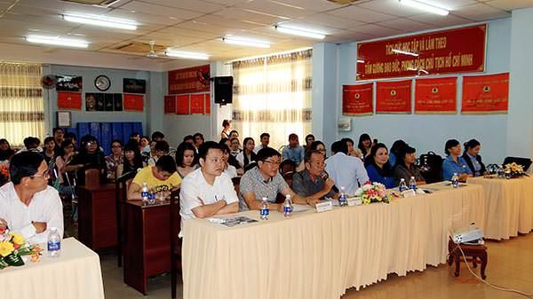 The finale of the 2015 karaoke competition by Tan Thanh company